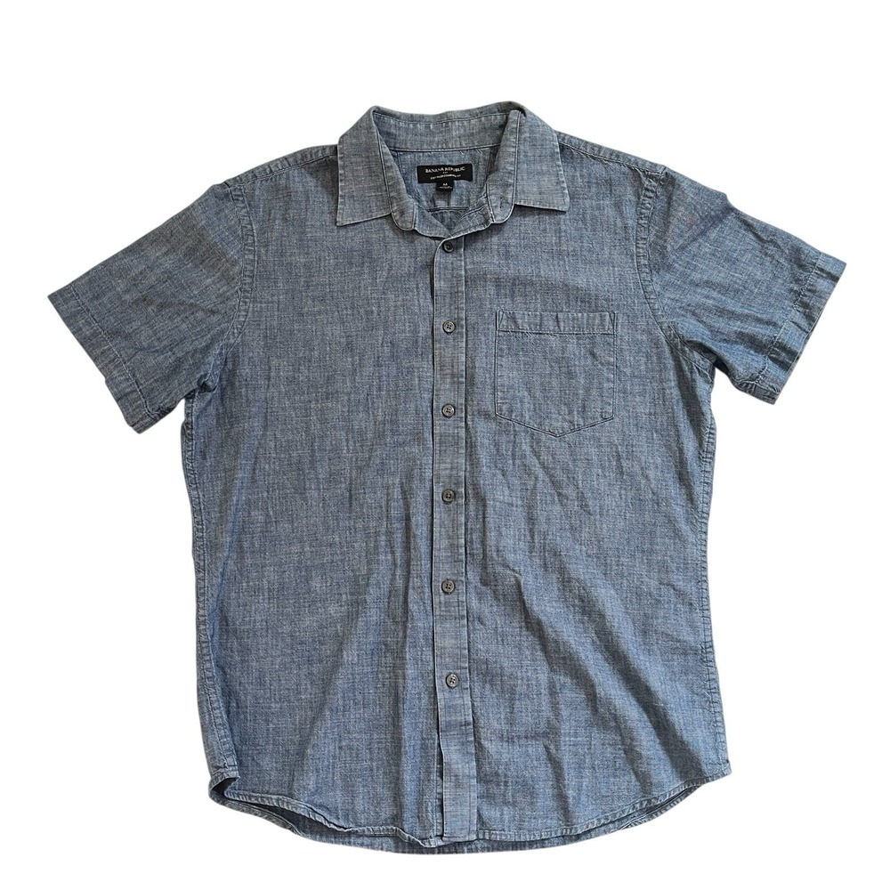 Banana Republic‎ Men's Size M Soft Wash Standard Fit 100% Cotton Denim Button Up